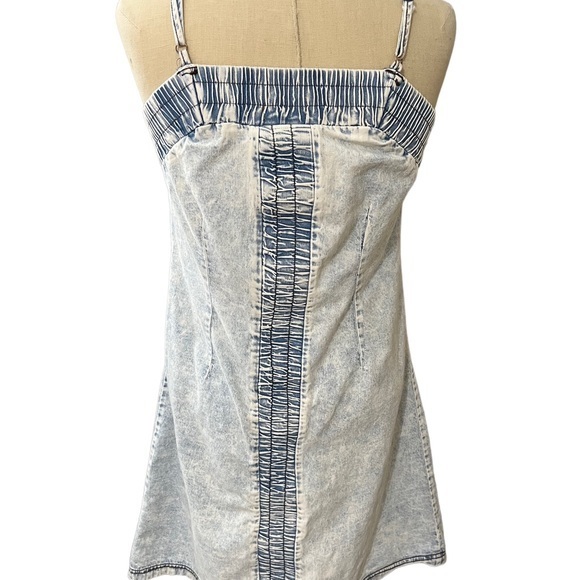 POL Washed‎ Denim Button Front Spaghetti Strap Dress Size M - Picture 2 of 9